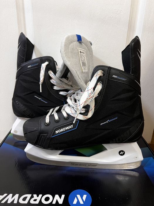 Продам хоккейные коньки nordway