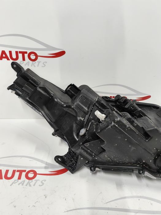 Десен фар Toyota Yaris 2019-23г Full LED/Тойота Ярис 2019-23г