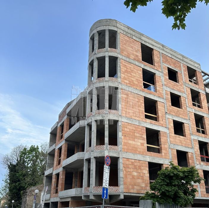 2-стаен в Варна-Нептун площ 73 цена 260000