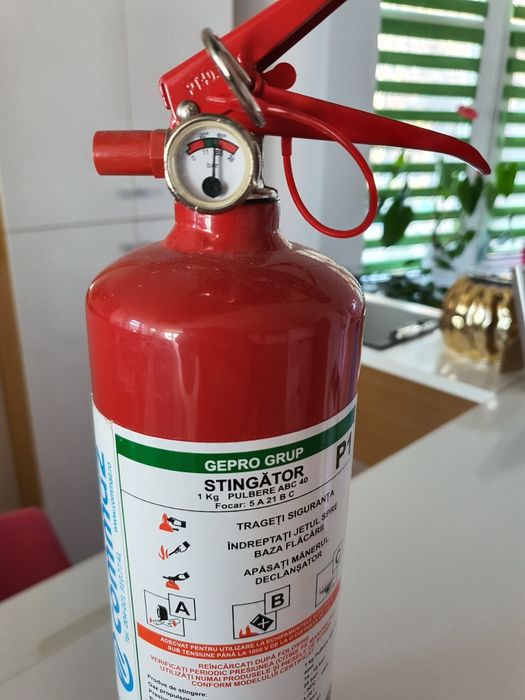 Stingator Incendiu Auto