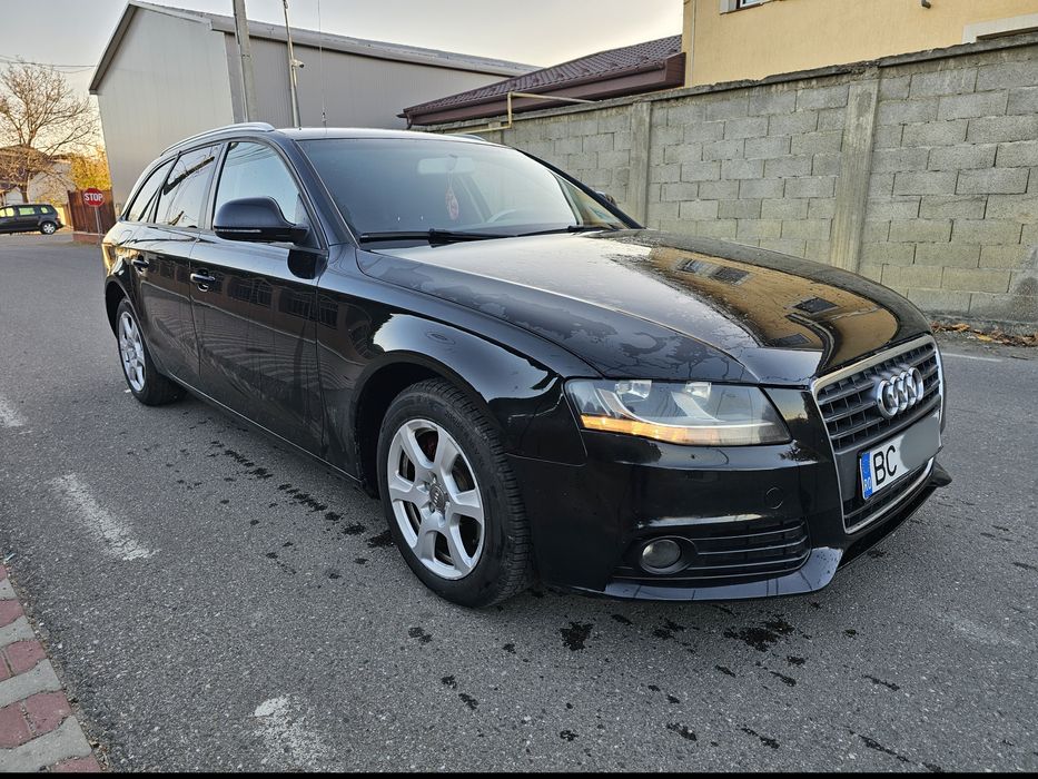 Vând Audi A4 2009