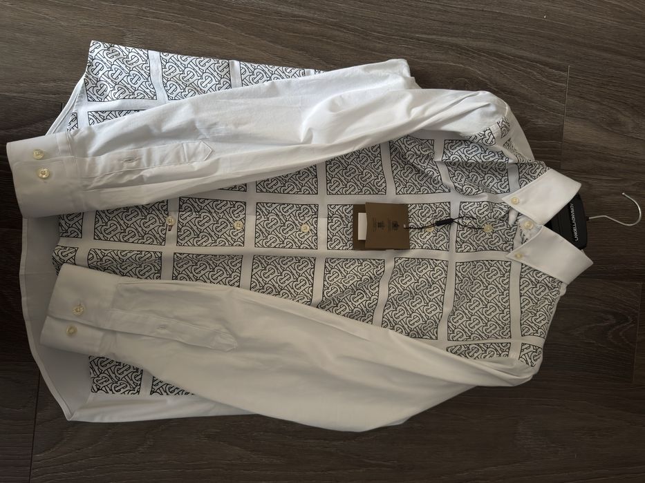 Camasa burberry noua cu eticheta