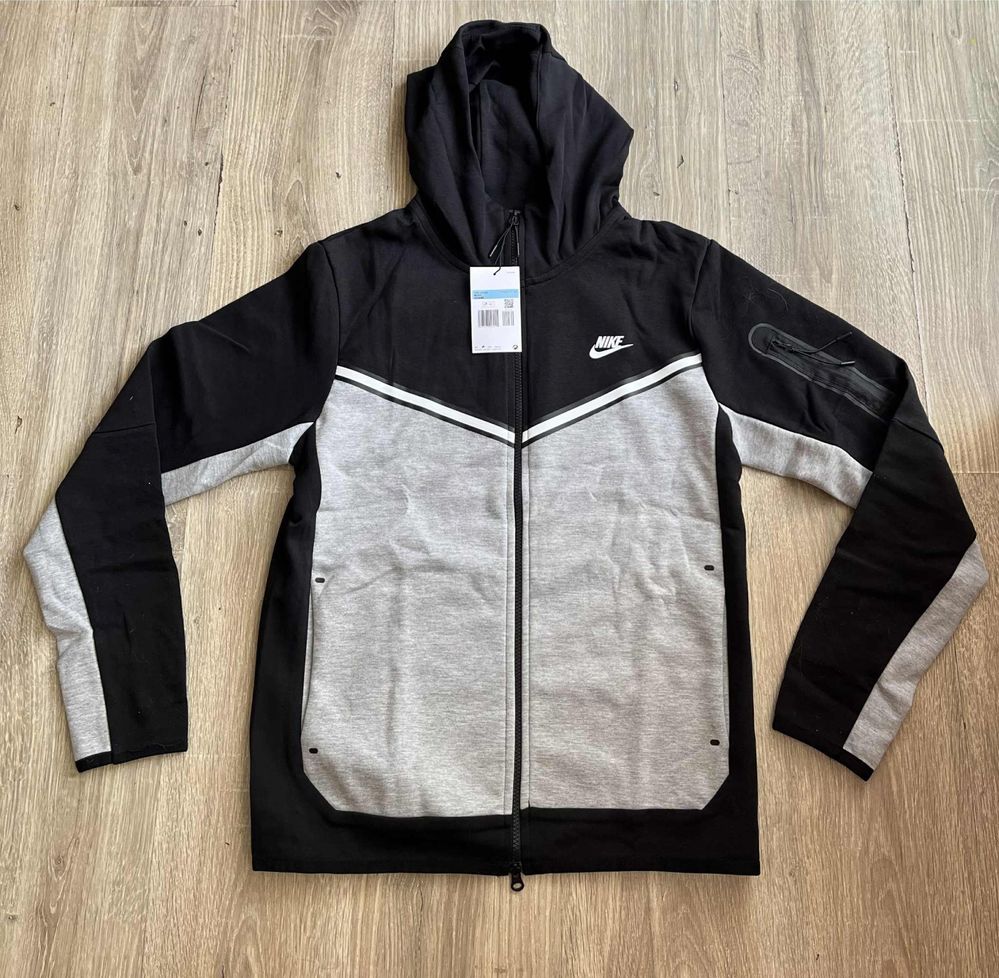 Nike tech fleece