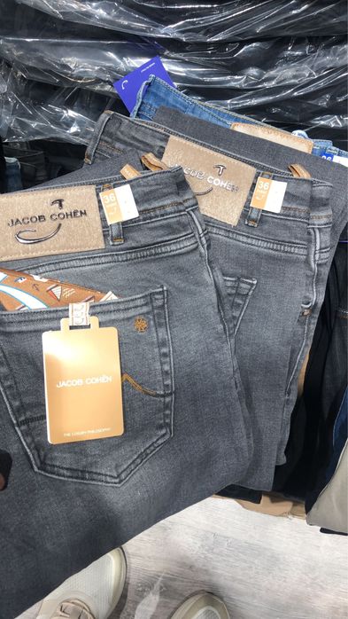 Blugi jacob cohen cu parfum!