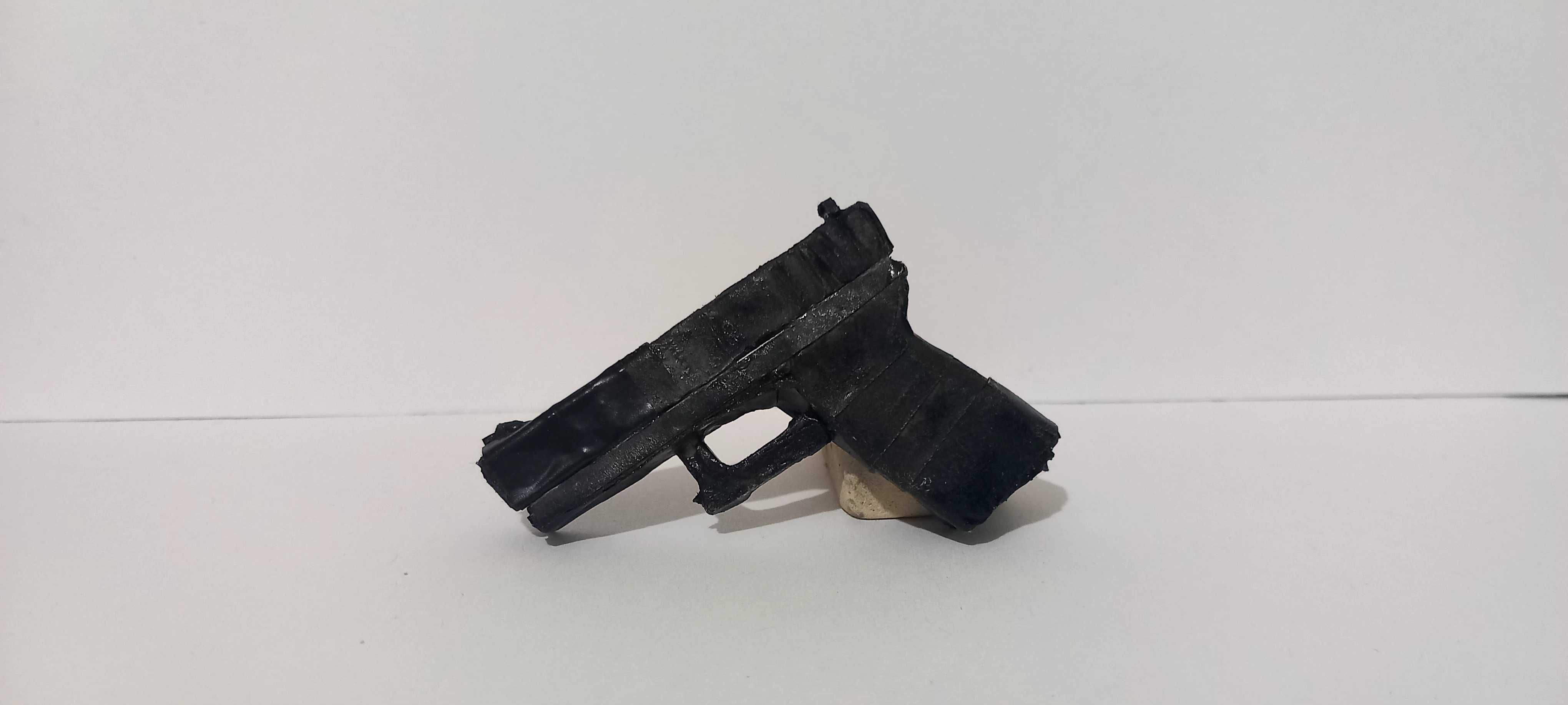 Fac machete/ obiecte rezistente din hartie
