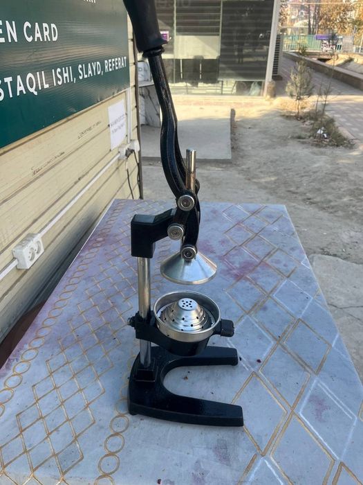 Анор апельсин сокини чикарадиган Арарат