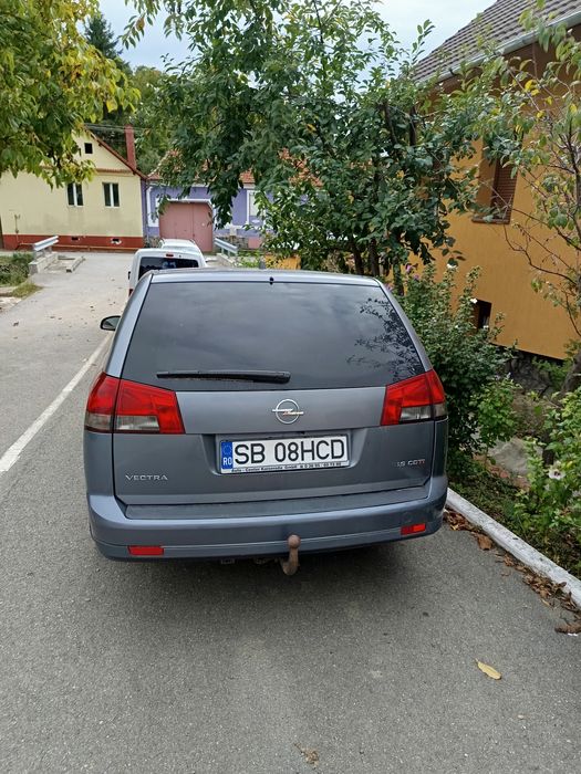 Vând Opel Vectra