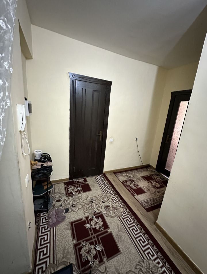 Квартира сотилади срочно Самарканд Дарвоза, 2/6/7 = 62м2.  Ипотека