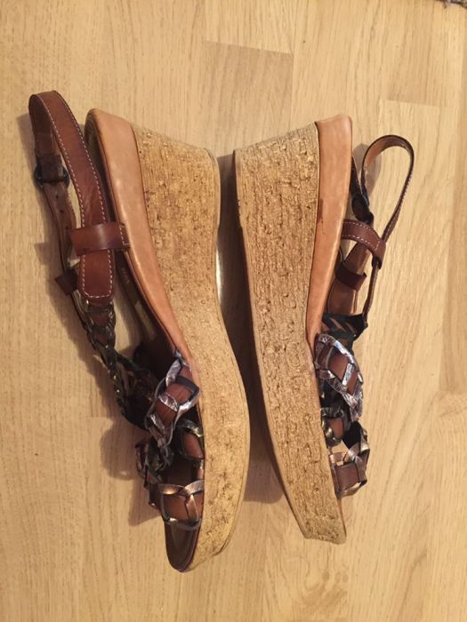 Vand sandale de dama din piele