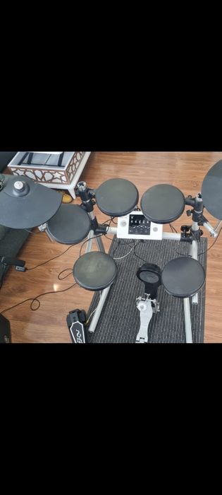 taba Yamaha,Alesis ,Milenium