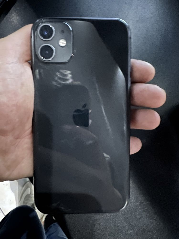 Iphone 11 с гарантийа