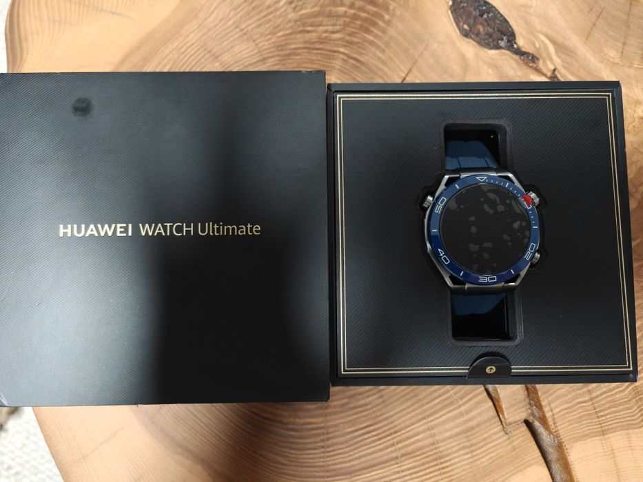 Huawei Watch Ultimate – stare impecabilă + brățară nouă Lunar și Titan