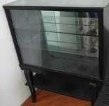 Modul lemn vitrina cu geam - culoare neagra