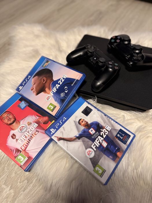 Play station 4 Slim 1T