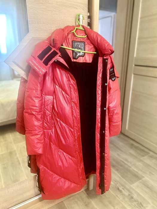 Красная куртка женская