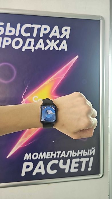 Apple Watch SE  44 мм, чёрные