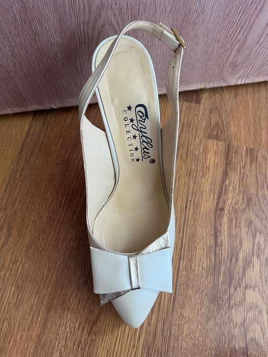 Pantof bej dama piele naturala Coryllus marime 37