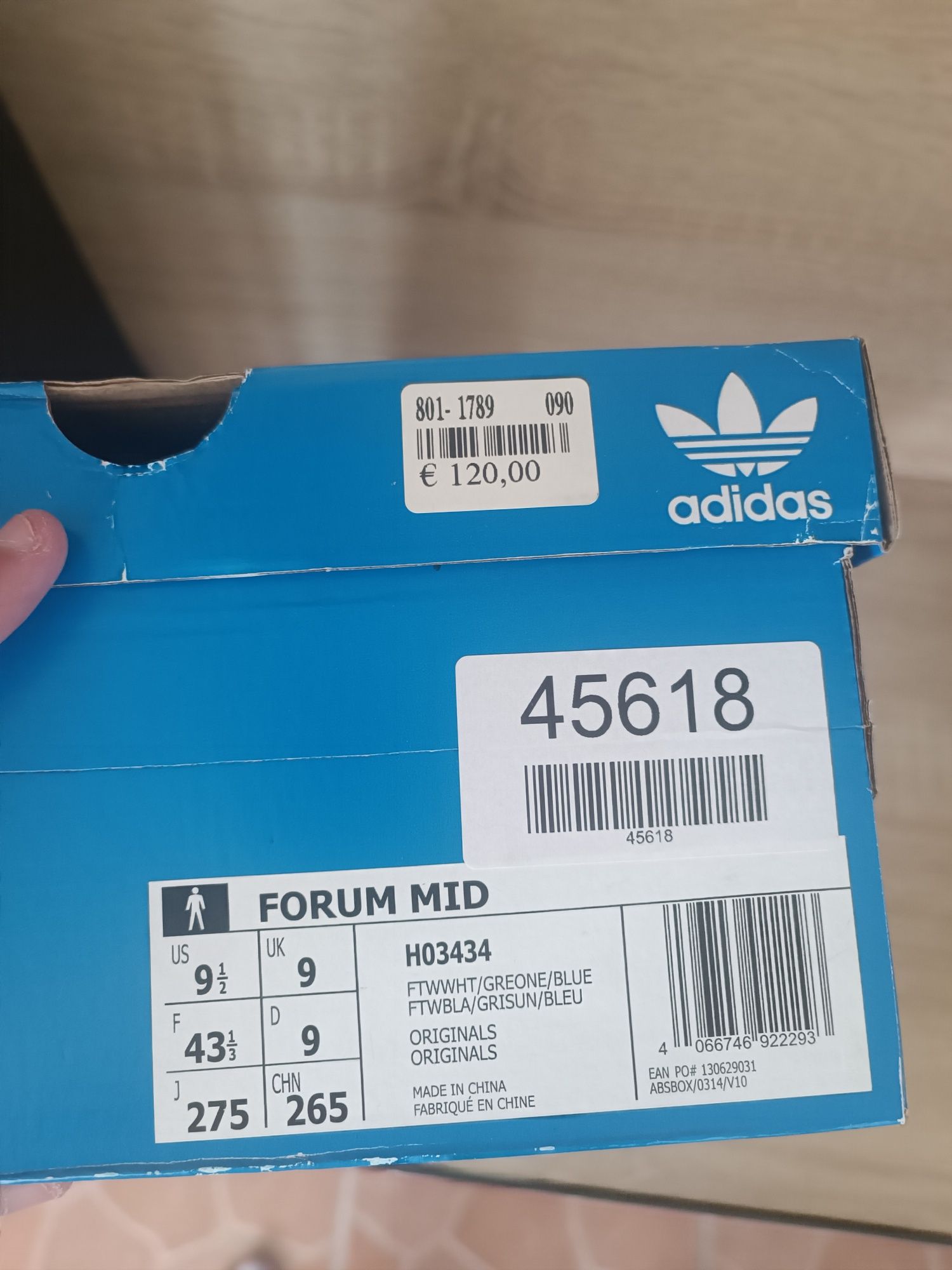 Adidași Adidas Forum Mid noi