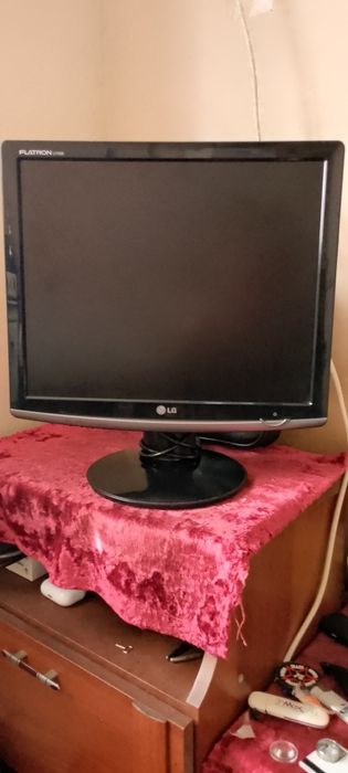 Продам свой компьютер с монитором.