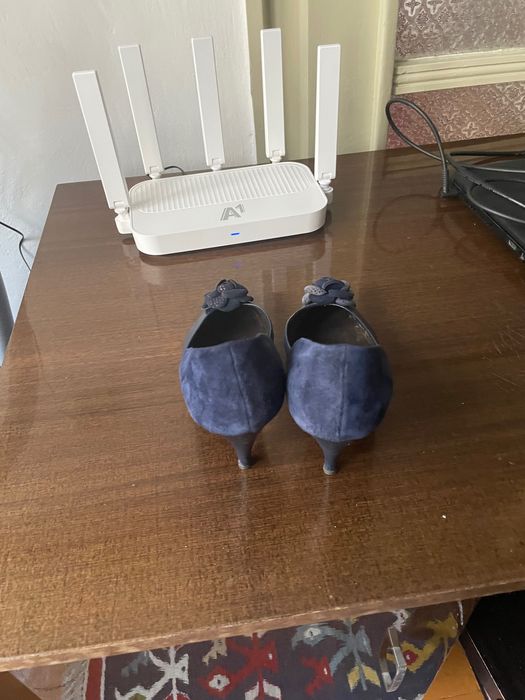 Продавам официални обувки - тъмносини