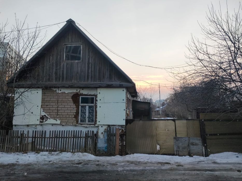 Продам дом на разбор