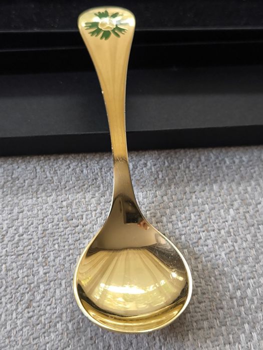 Продавам сребърна лъжичка 1982 Георг Иенсен позлатена