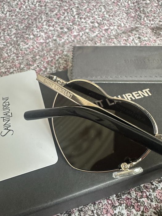 Чисто нови слънчеви очила Saint Laurent