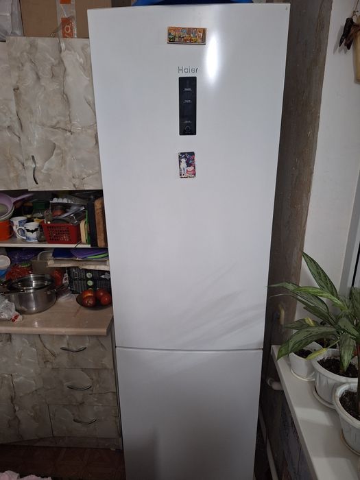 Продам холодильник Hair  но фрост