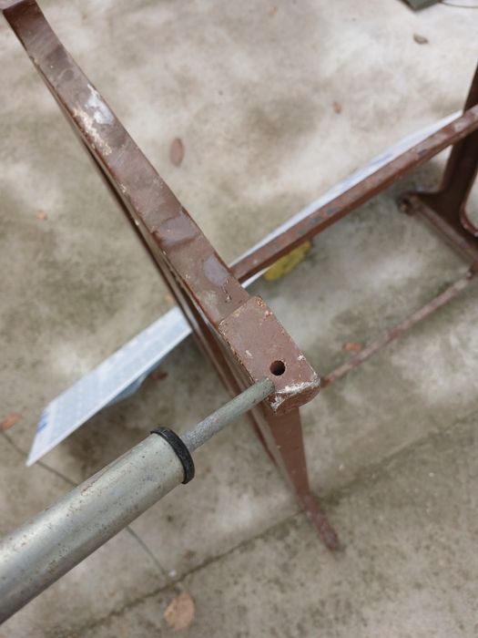 Picioare din oțel turnat