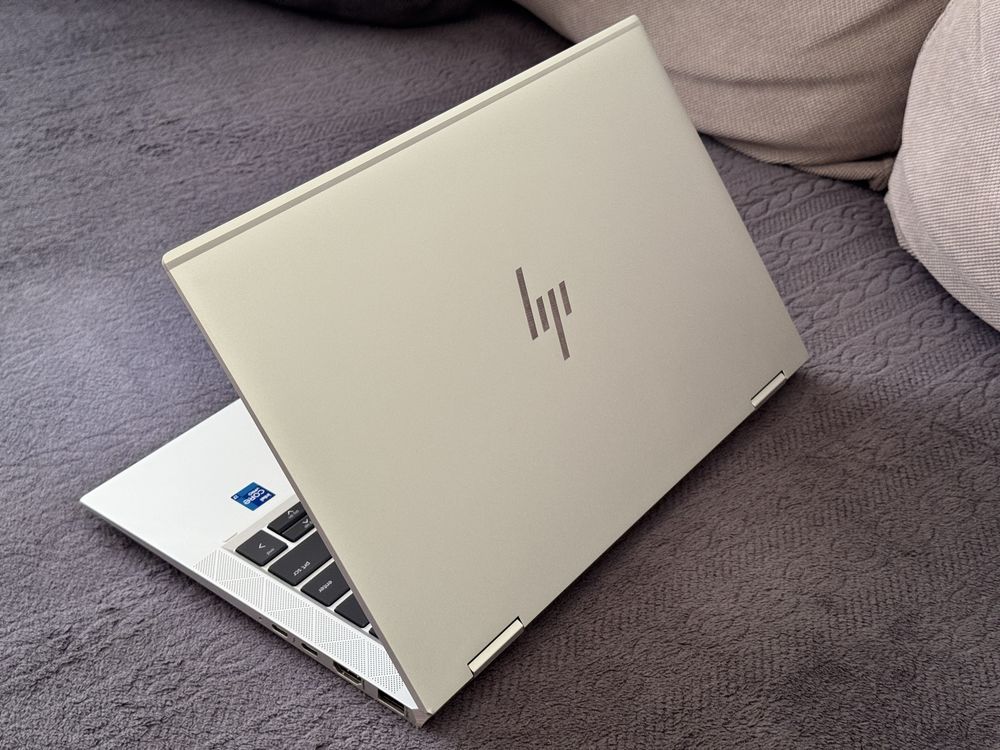 13.3’FHD IPS 1000nits Touch/Hp Elitebook x360/i7-1185G7/16GB LPPDR4X
