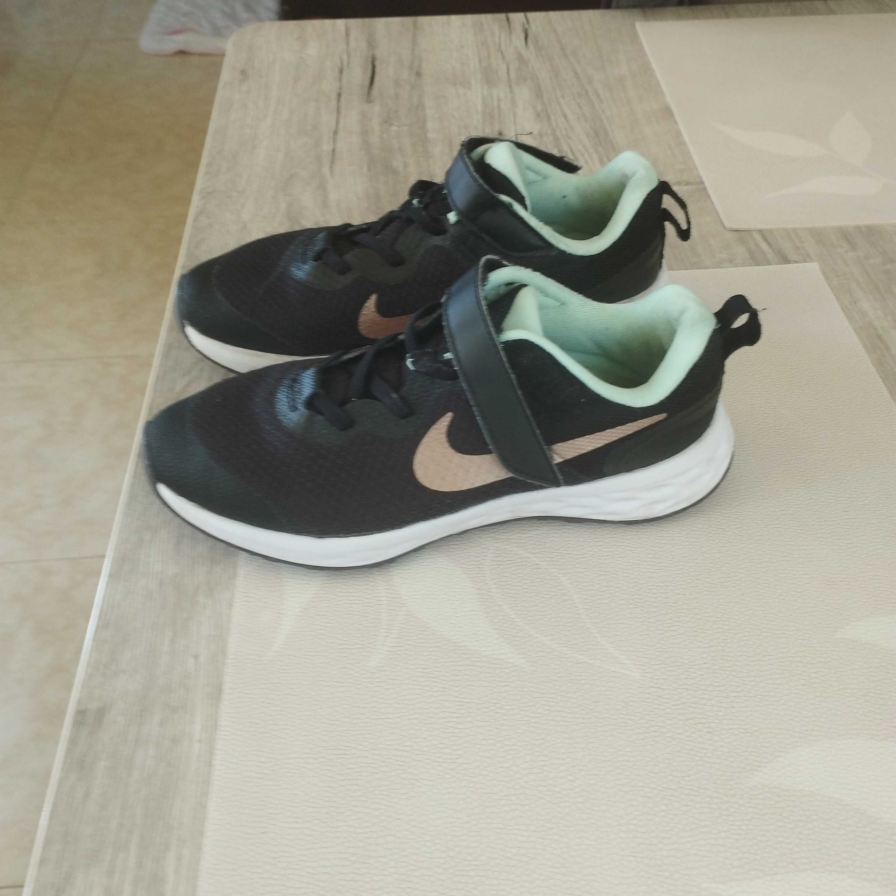 Детски маратонки Nike