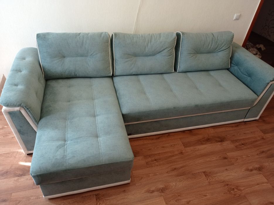 Продам мягкий угловой диван "Вегас"