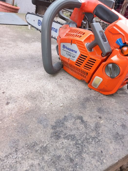 Husqvarna t540 xp stihl  кастрачка хускварна