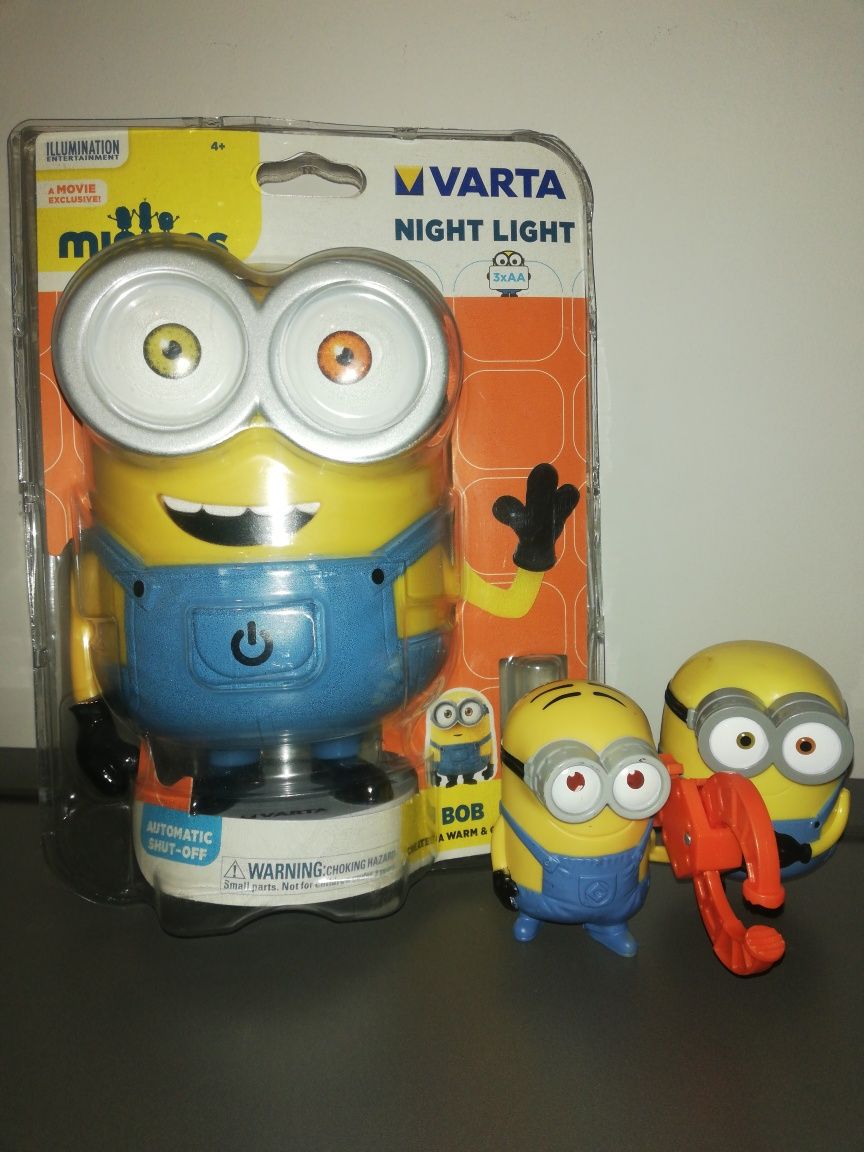 Figurine: Minionii Veioza senzor 18cm, Minionii 8,5cm/ Hello Kitty