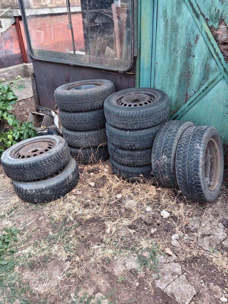 Продавам гуми запазени