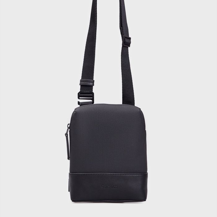 Оригинална мъжка чанта Calvin Klein
