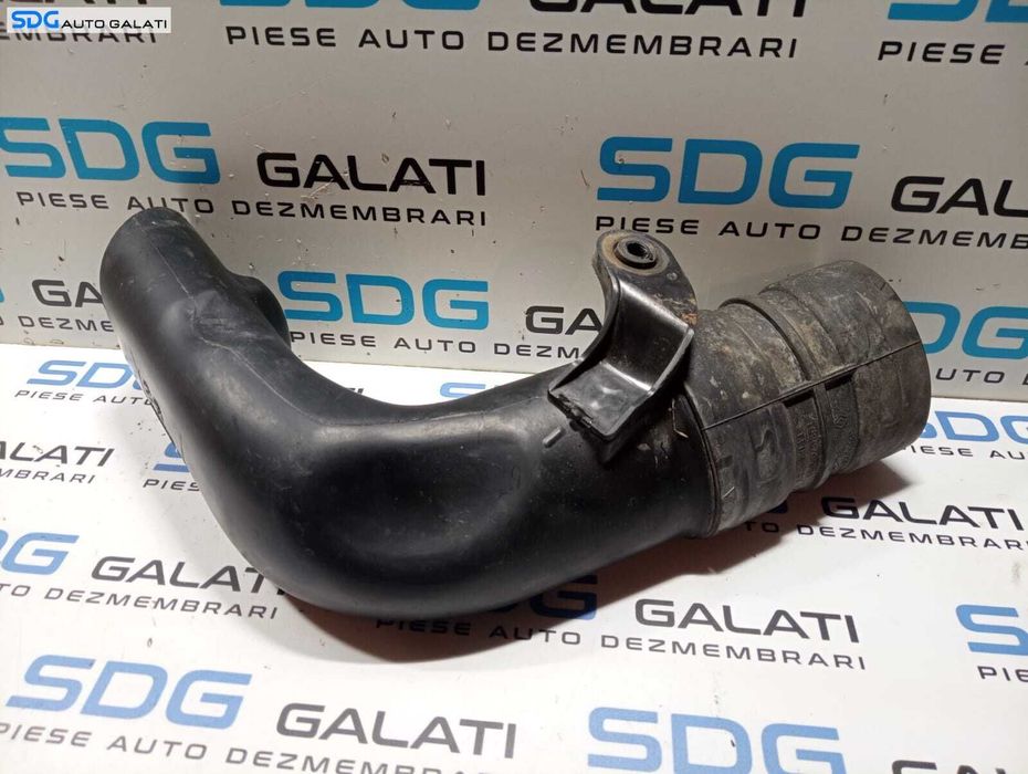 Furtun Conducta Tub Tubulatura Admisie Aer Renault Scenic 3 1.5 DCI 2009 - 2016 Cod 1032198S01 8200923144 [M4420]