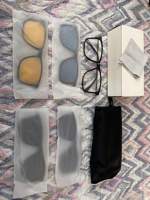 Диоптрични очила с 4 клипса + калъф