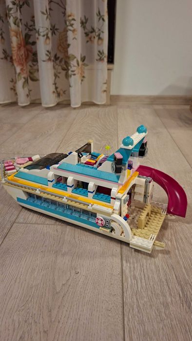 Кораби LEGO  два броя- цената е за брой