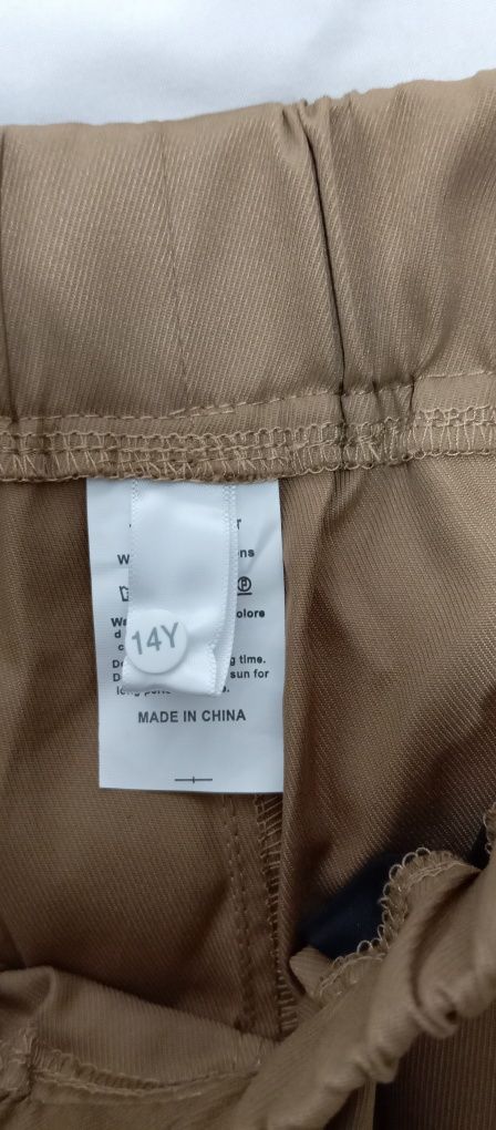 два броя панталони