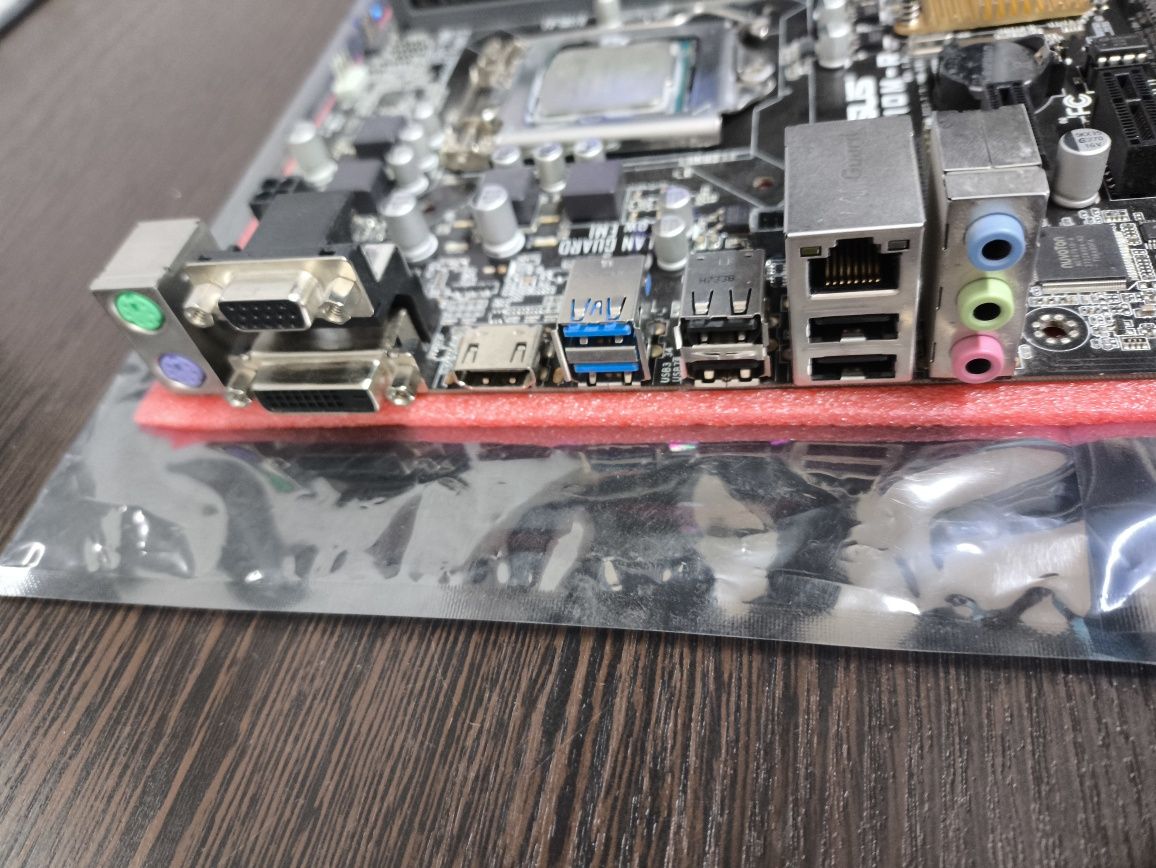 Asus H110+i7 7700+16Gb