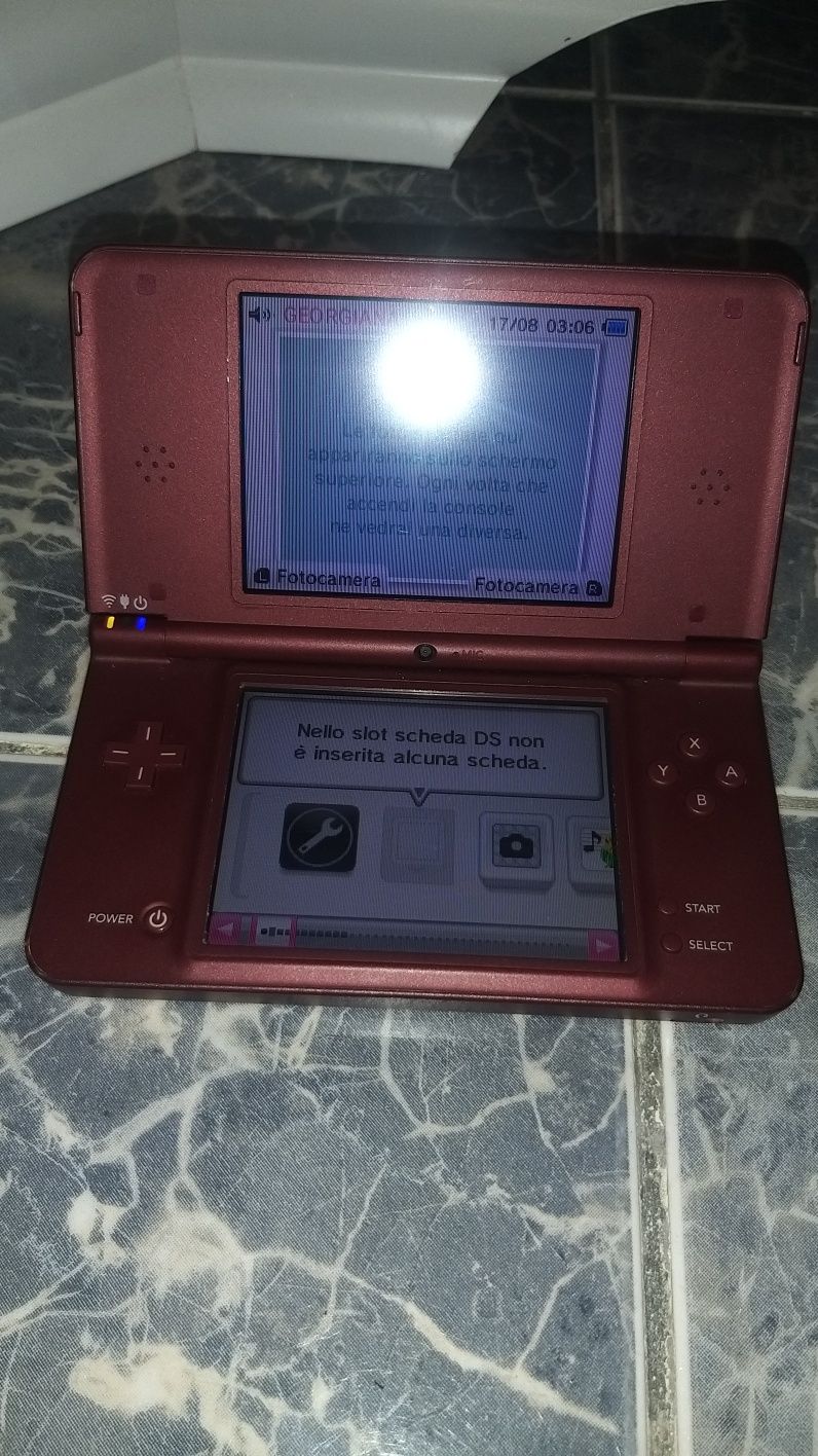 NINTENDO DS XLsi jocuri si incarcator