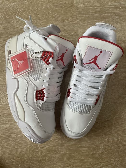 Jordan 4 metallic red 41