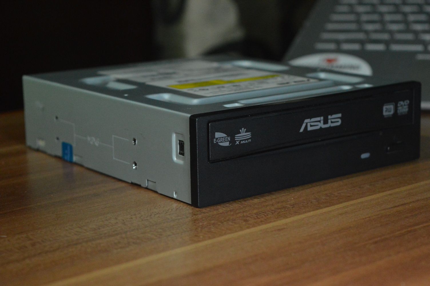 Unitate optica ASUS DVD-RW 24F1ST