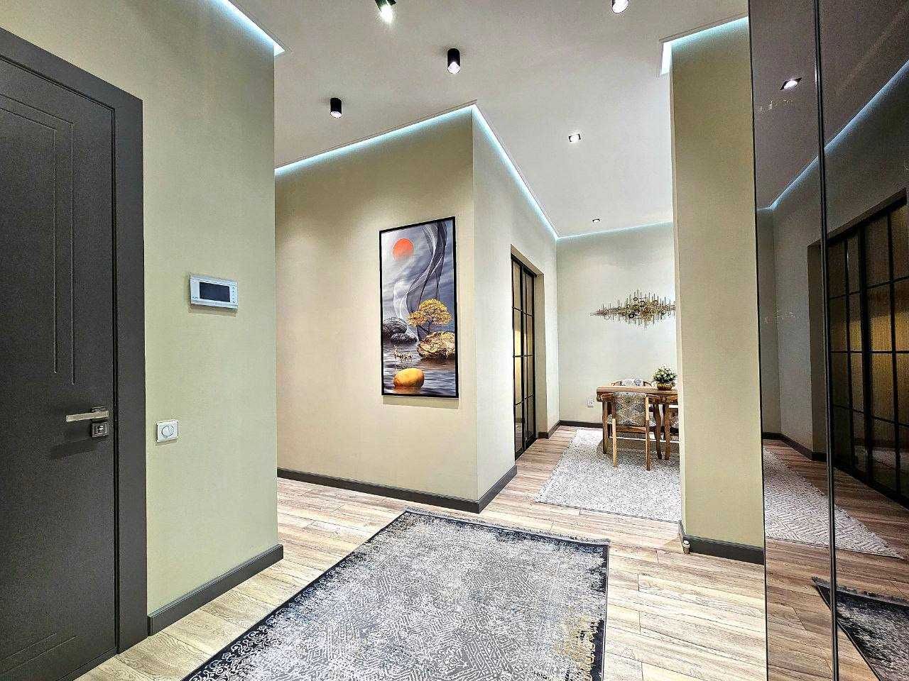 Продается 4х комн квартира в Пойтахт Гавхари, Ц-2, Басри Баба, (7144)