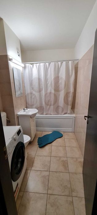 Garsonieră spațioasă - Brașov, etaj 1