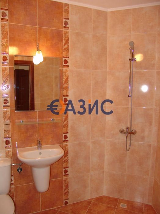 Продава се Двустаен апартамент в к.к. Слънчев бряг - 61 кв.м за 1109 €/кв.м - Снимка #5