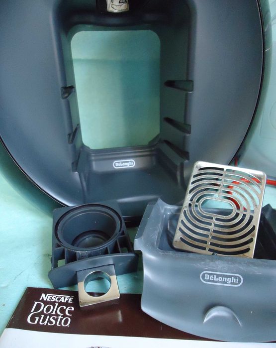 Кафемашина с гаранция 1 година Delonghi Automat NESCAFÉ® Circolo.B