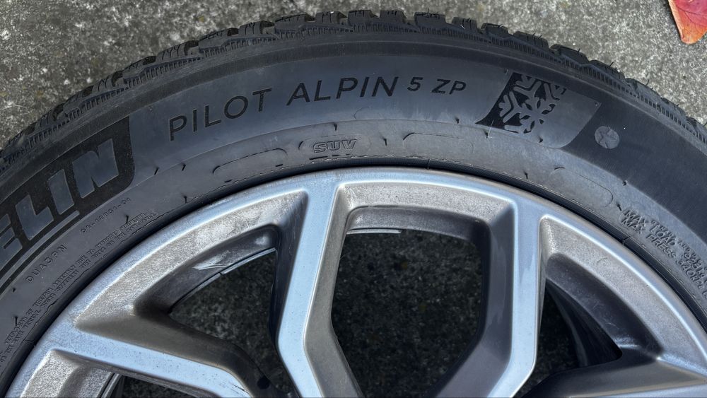 Set cauciucuri iarna + Jante -BMW X 4 - 245 / 50 R19 ( aprope noi)