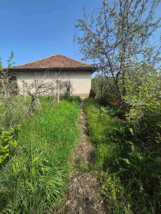 Продава се Къща в с. Лозица, Област Плевен - 147 кв.м за 45 €/кв.м - Снимка #8